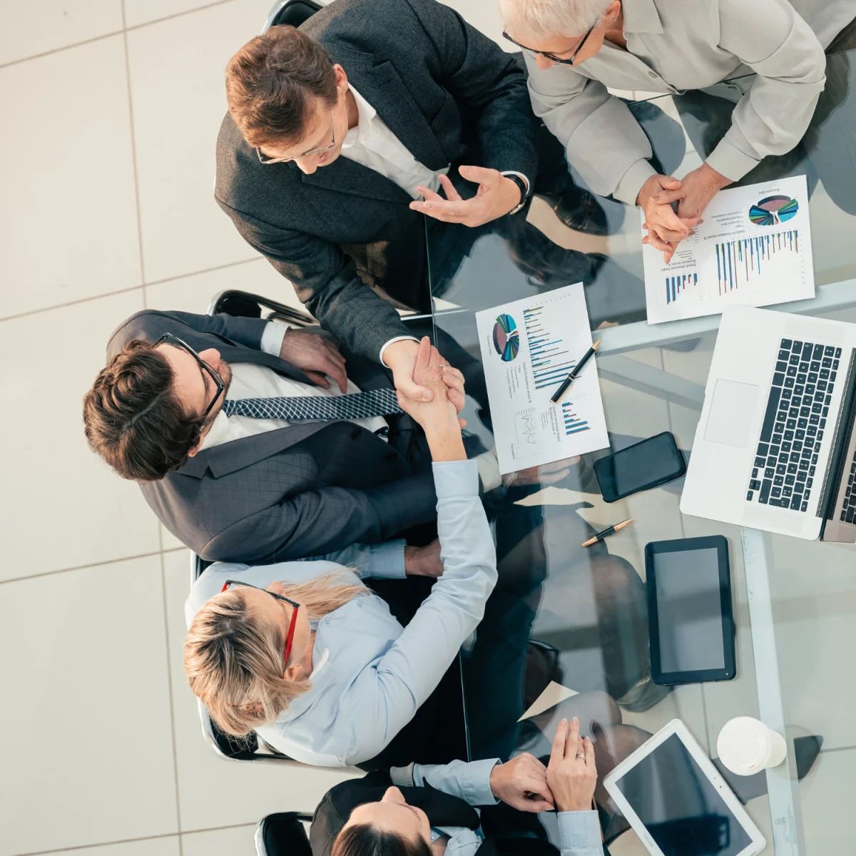 Jak można kupić artykuł sponsorowany?