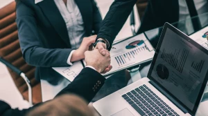 Klimatyzacja Pruszków: ranking firm 2025, porównanie modeli, koszty montażu i serwisu oraz lokalne opinie mieszkańców